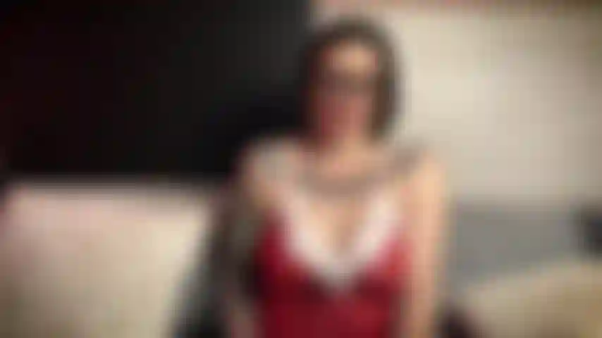 Signora, clause sa che sei stata cattiva, ora è il momento di essere punita!
