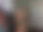 Se vinco, deve invitarmi a cena. Vince, che mi scopi! ;) Dato che probabilmente ho preso la bocca troppo piena;)! Sono così sicura che vinco il gioco di carte "pub crawl" :(! Ma lui ha la meglio.