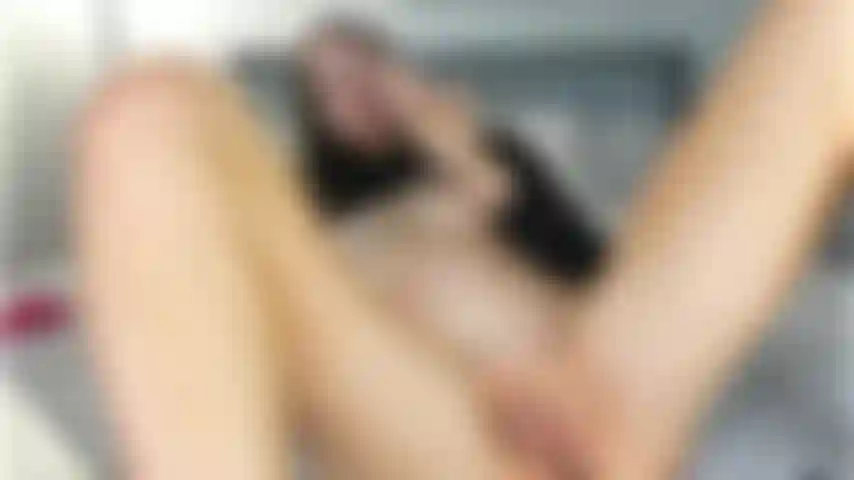 Una gustosa figa incinta.