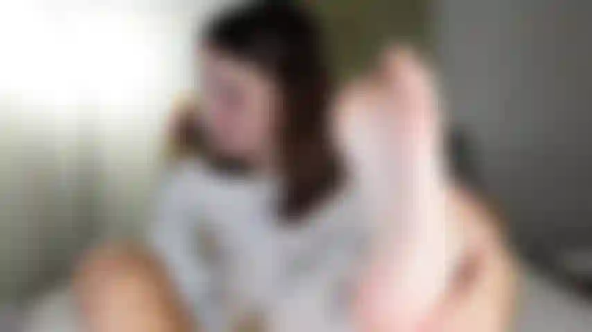 Lecco i piedi e le dita dei piedi.