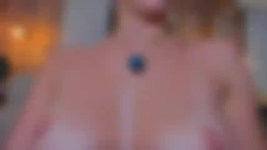 Pour honey on my tits and mouth!!!