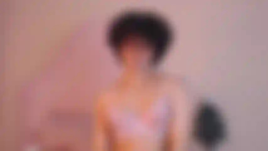 Con braccia forti e grandi.