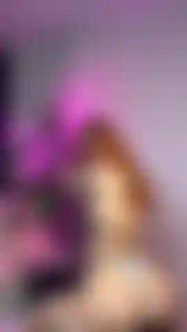 Ass dance on your legs