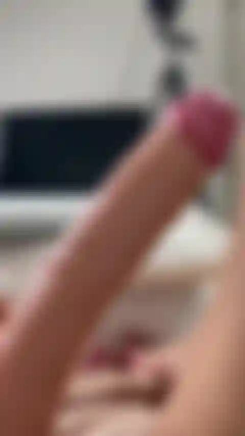 Conseguenze cremose del dildo.