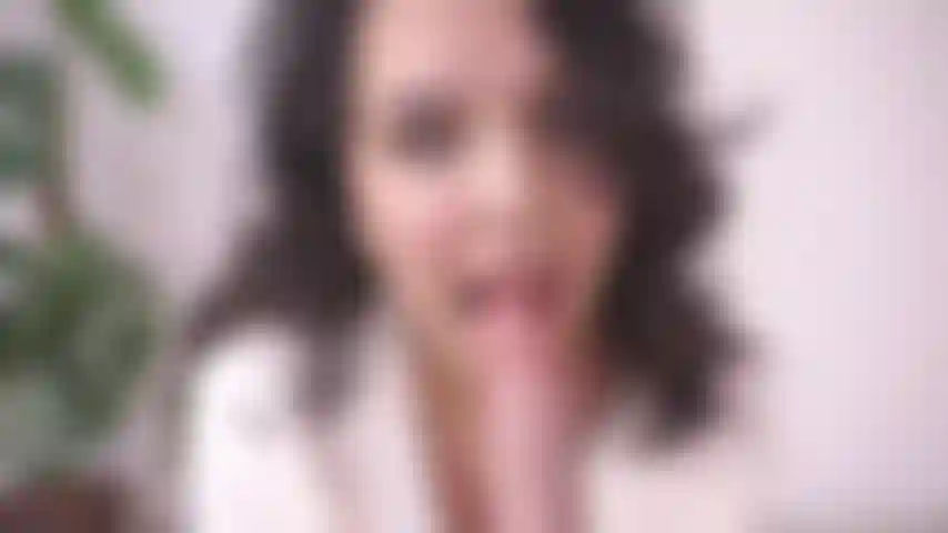 Compra se vuoi venire nel mio buco del culo.