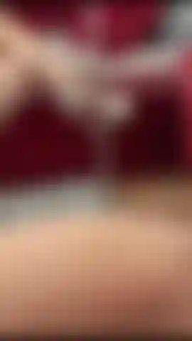 Ti provoco con i miei grandi seni naturali mentre tu perdi la testa...