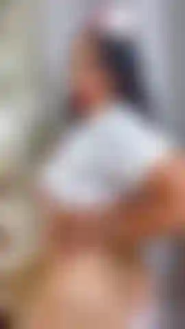 Sono pura tentazione, curve e fuoco… vieni a scoprirlo di persona. 🔥.