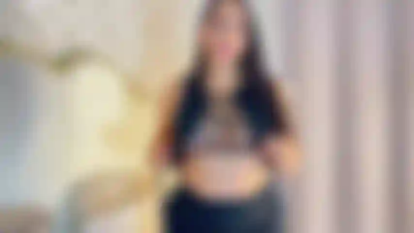 miradas traviesas y ganas que no disimulo.