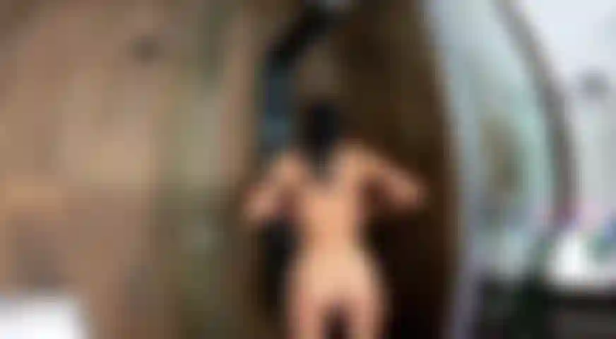 Fatti una doccia con me.