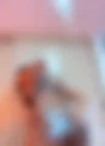 Culo oliato + sculacciate.