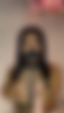 Gran pompino con latte in bocca.