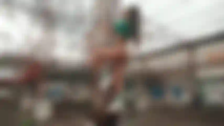 Una ragazza sportiva.