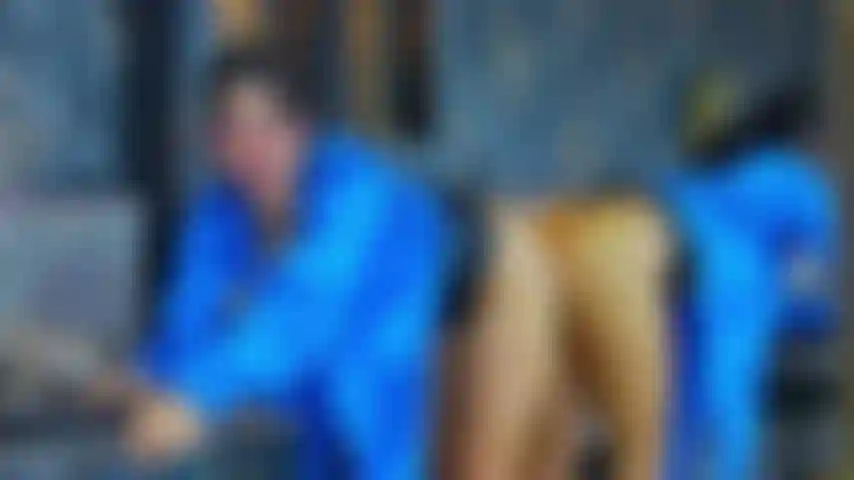 Fuck_in_the_mirror_office.