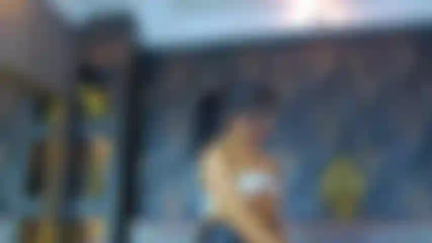 Fanculo la mia piccola figa.