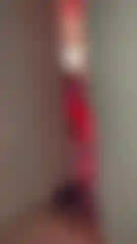 Qualcuno mi ha spiata attraverso lo specchio e non sono riuscita a fermarmi.