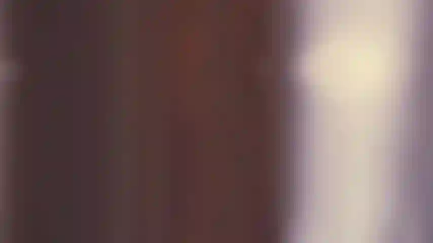 Mi piace ridere di te mentre ti masturbi e paghi.