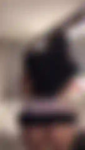 come and admire my round and juicy ass