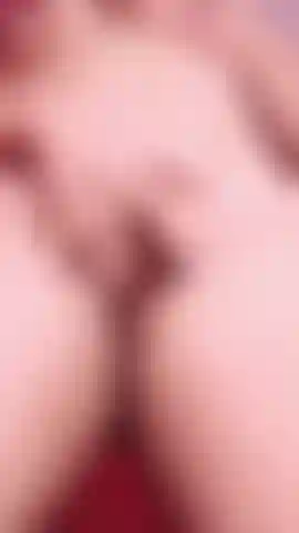 It turns me on to masturbate in front of you 😇
