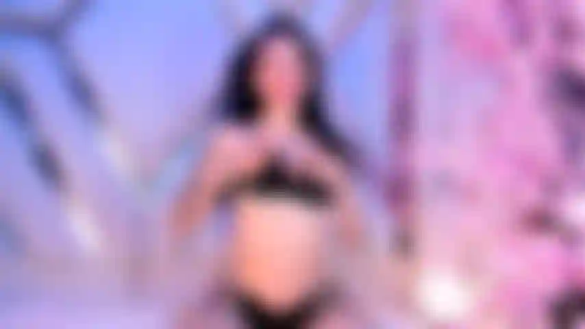 Il mio corpo brucia solo per te.