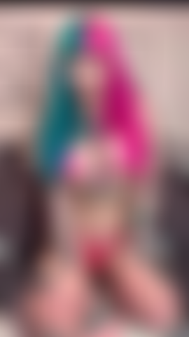 So succhiare il cazzo molto meglio di tua moglie.