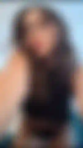 Il mio corpo vuole sentire i tuoi baci.