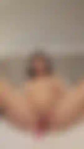 Dita nella mia figa.