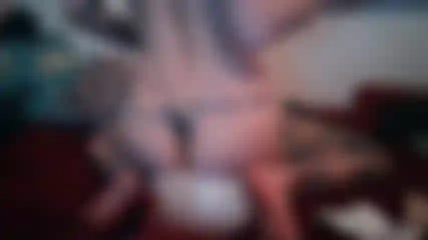 Guardami far scoppiare un pallone con il culo.