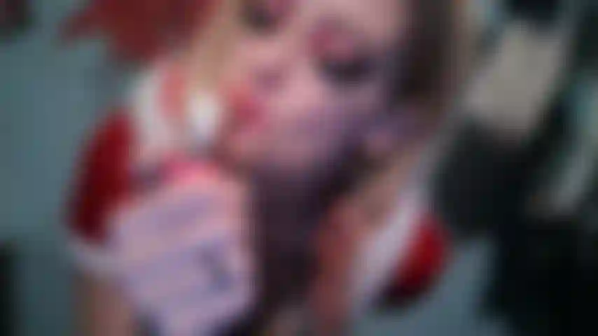 Fumo uno spogliarello.