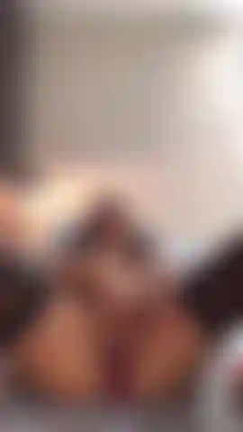 masturbating my wet pussy