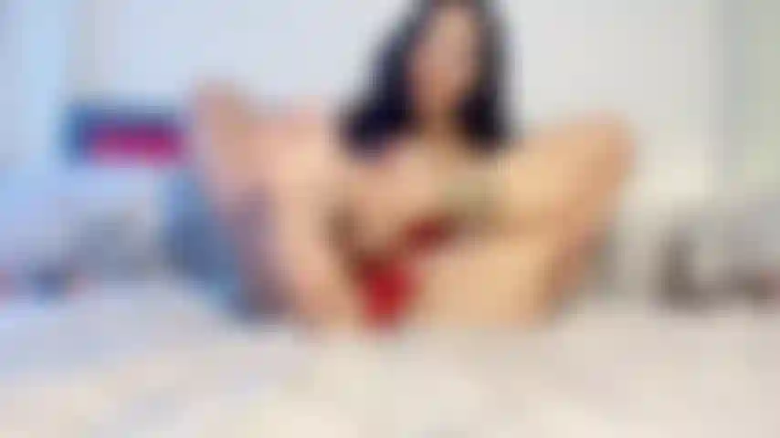 Feticismo del piede mentre si masturba con un grosso giocattolo usando le mie piante dei piedi e allargando le mie belle dita dei piedi una per una.