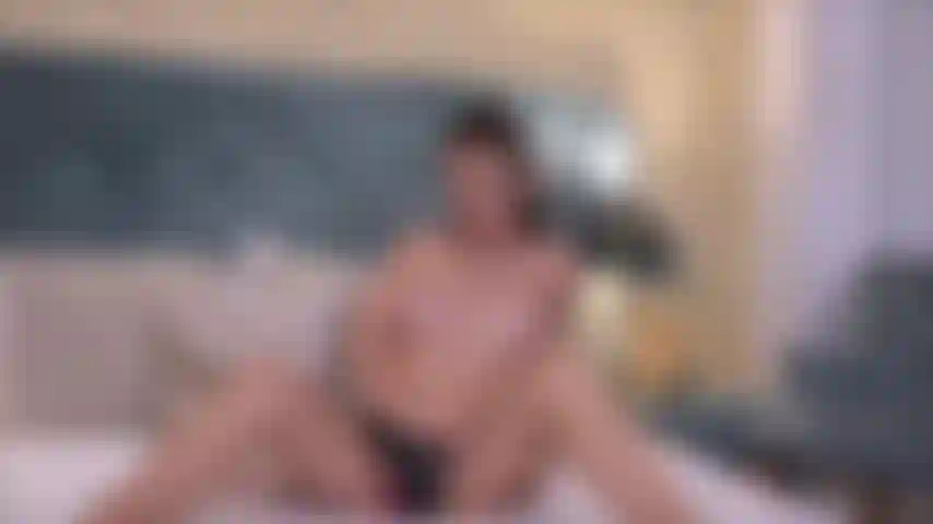 La mia figa è il tuo dessert perfetto.