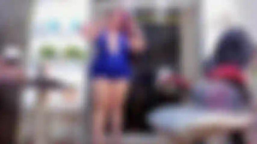 Fallo velocemente e non fermarti, dammi il tuo sperma.