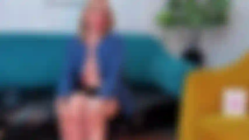 Mi masturbo_mentre_lo_succhio_.