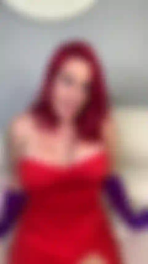 Jessica rabbit si masturba con le istruzioni.