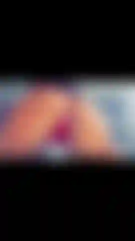 Un bottino, un plug anale.