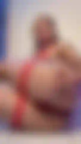 Goditi un corpo sexy con lingerie da sgualdrina!