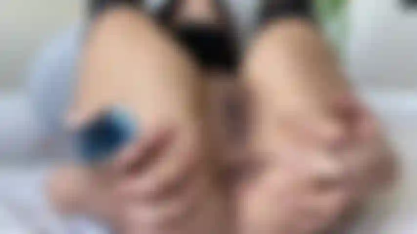 Vengo 2 volte sul mio nuovo dildo anale.