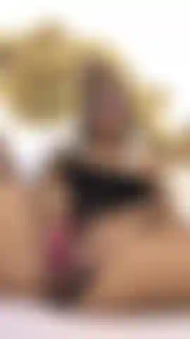 Hot and sexy pussy 🔥
