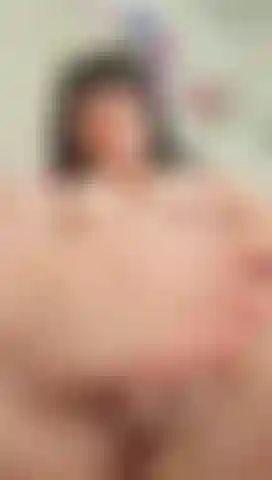 I play with my body until you lose control