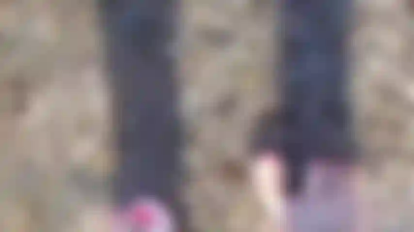 Piedi di dea nel mar mediterraneo.