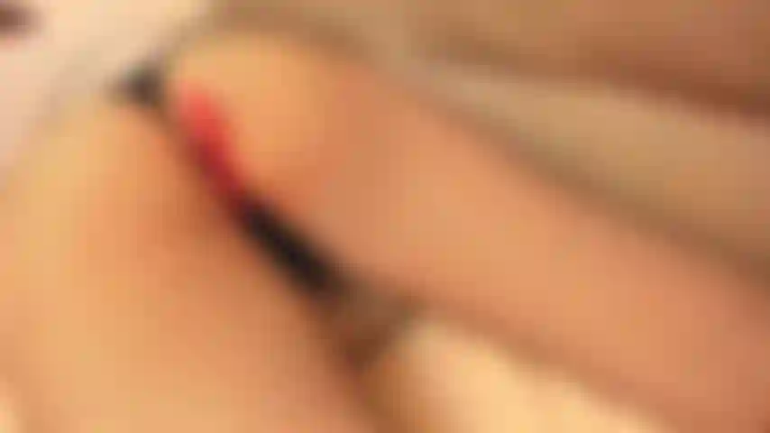 Che indossa collant a rete.