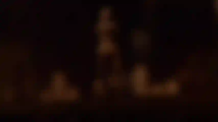 Perseguiterò i tuoi sogni, da qualche parte tra il sogno erotico e l'incubo.