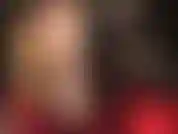 La padrona avvolge il cazzo del tuo schiavo in calze di nylon per accarezzarlo così bene mentre ti stuzzica con le sue fantastiche gambe e il suo culo in collant lucidi.