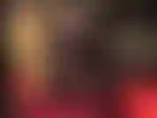 Per gli amanti delle gambe in nylon e per i feticisti dei collant a strati: questo è un paio di collant scintillanti davvero speciali. E quando si aggiunge un altro strato di collant dorati e lucidi, è ancora più incredibile! Wow!
