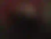 I guanti di raso nero sono il tuo punto debole.