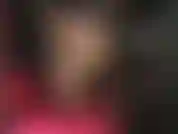 Questi pantaloncini dovrebbero essere illegali! La padrona mi stuzzica con le sue meravigliose gambe lunghe in collant color carne... Gambe che arrivano fino al suo culo perfetto.