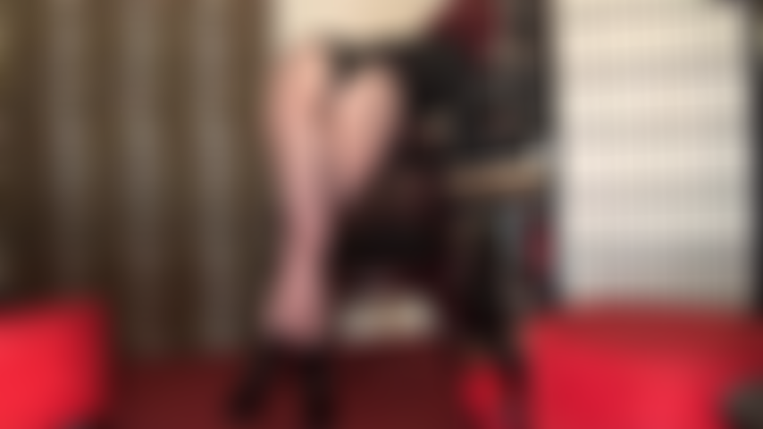 Collant a rete con cuciture, gambe e culo sexy.