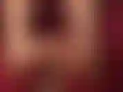 Faccio footjob a piedi nudi su un dildo bianco non circonciso: la padrona stuzzica questo cazzo con tutte le sue forze, facendo scivolare delicatamente le dita dei piedi lungo l'asta, avvolgendole intorno alla testa, muovendo gli archi su e giù...