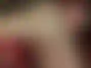 Mi stuzzica la padrona con un primo piano estremo di strati di collant lucidissimi, le sue meravigliose gambe lunghe in nylon e le fantastiche décolleté con tacco a spillo in metallo rosso che finiranno da qualche parte dentro il tuo corpo :-).