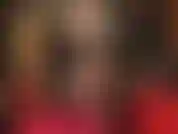 Sbavo alla vista degli incredibili piedi nudi della mia padrona mentre ti stuzzica il cazzo a mani nude.